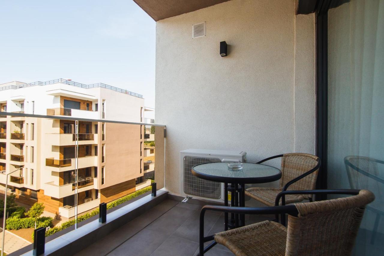 Romantic Getaway At West Residence Oradea Luaran gambar