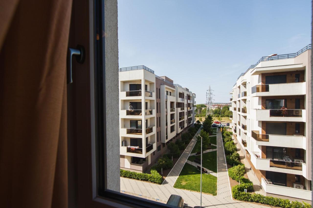 Romantic Getaway At West Residence Oradea Luaran gambar