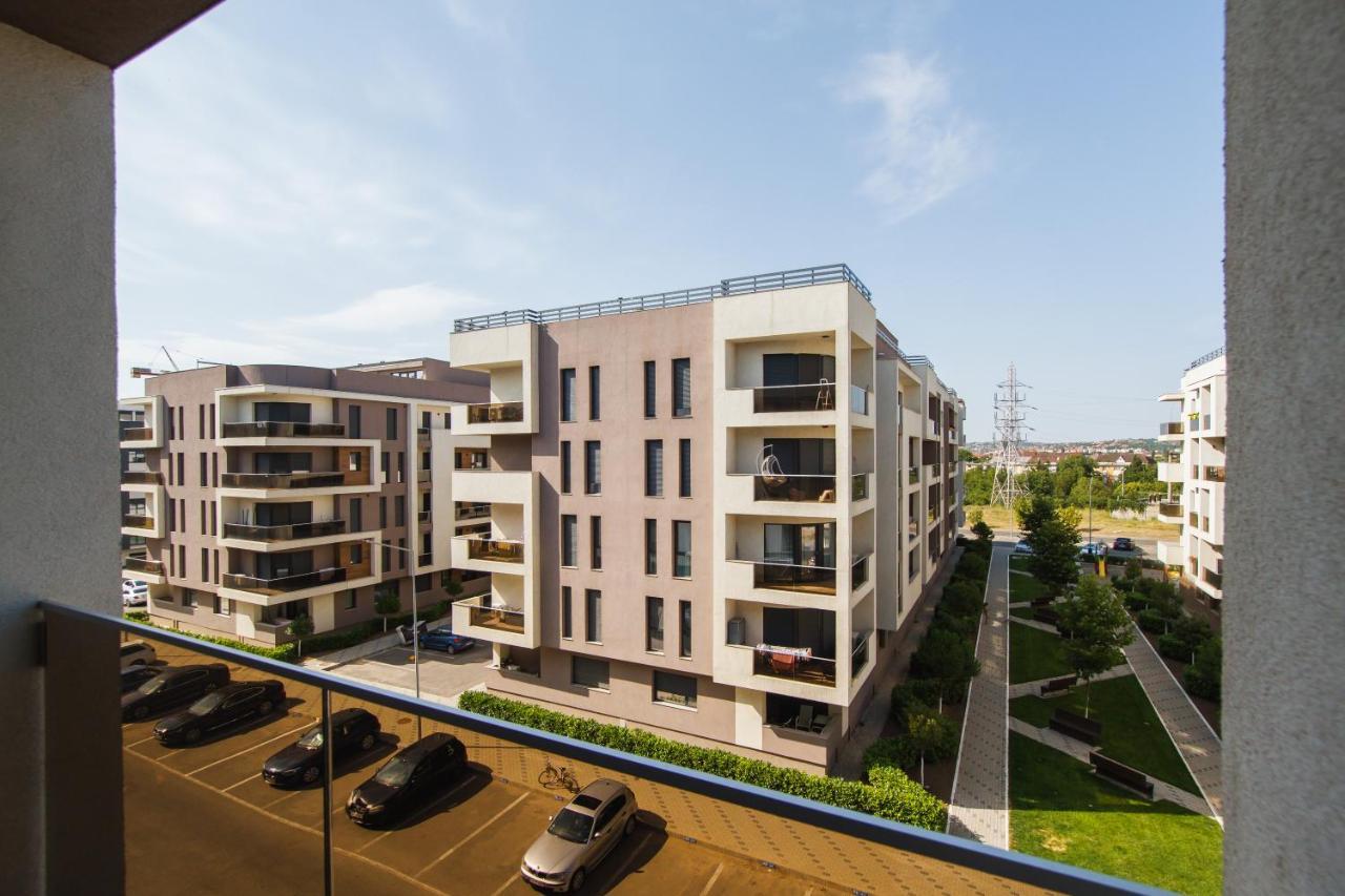 Romantic Getaway At West Residence Oradea Luaran gambar